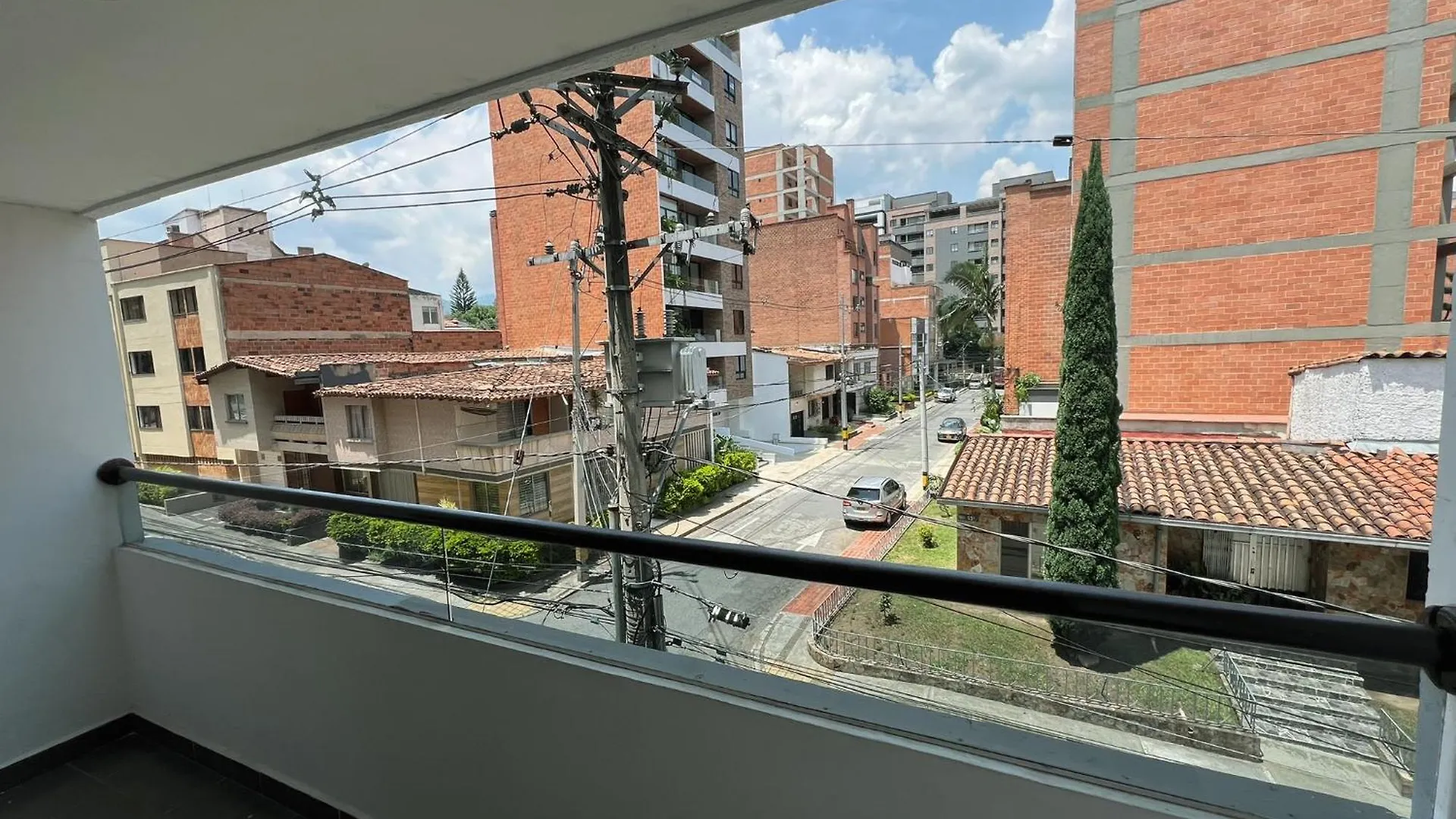 Comodo Y Amplio Apartamento En Laureles Medellín Colombia